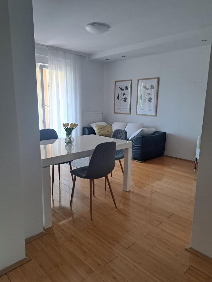 Teanta Apartman Sombor Exterior foto